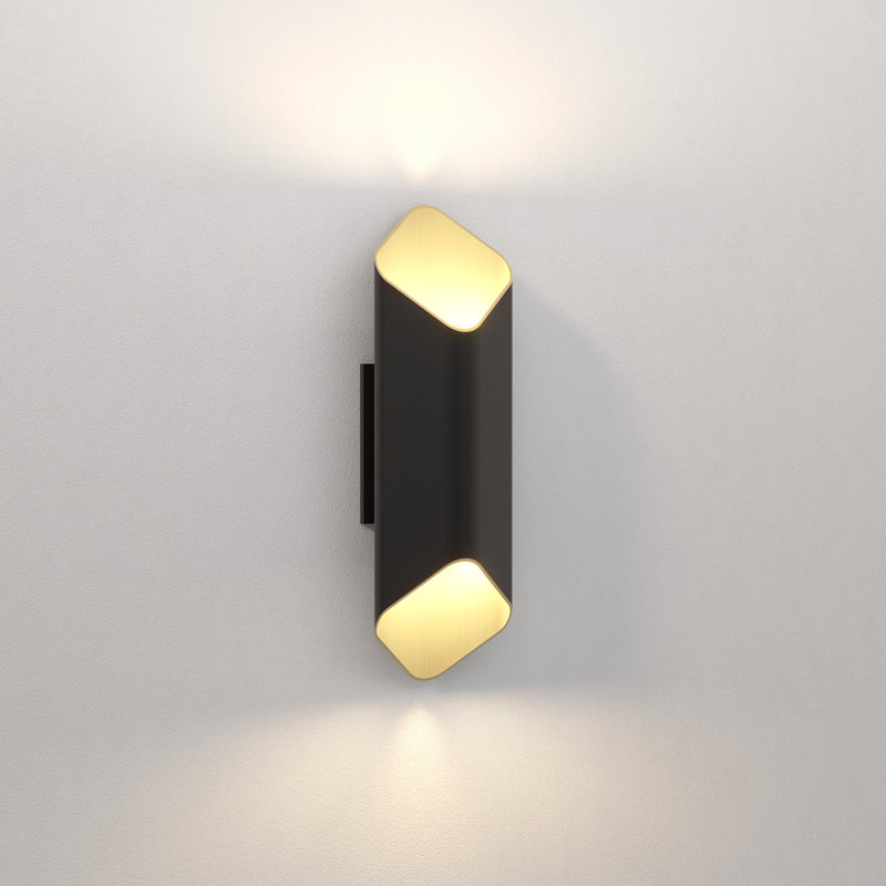 Ako 420 Phase, 16.54" H x 5.12" W x 3.74" D, Matte Black, 522 Lumens