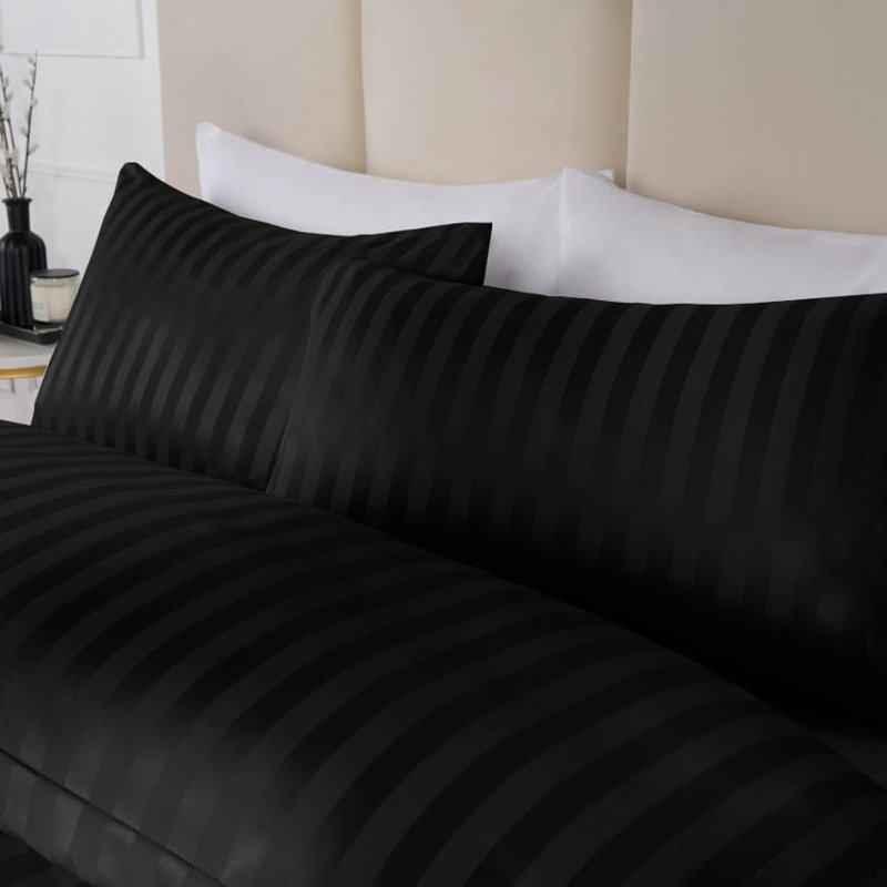 Polyester Striped Duvet Cover Set with Pillowcases, Super King Duvet Cover Set + 2 Pillowcases, Black