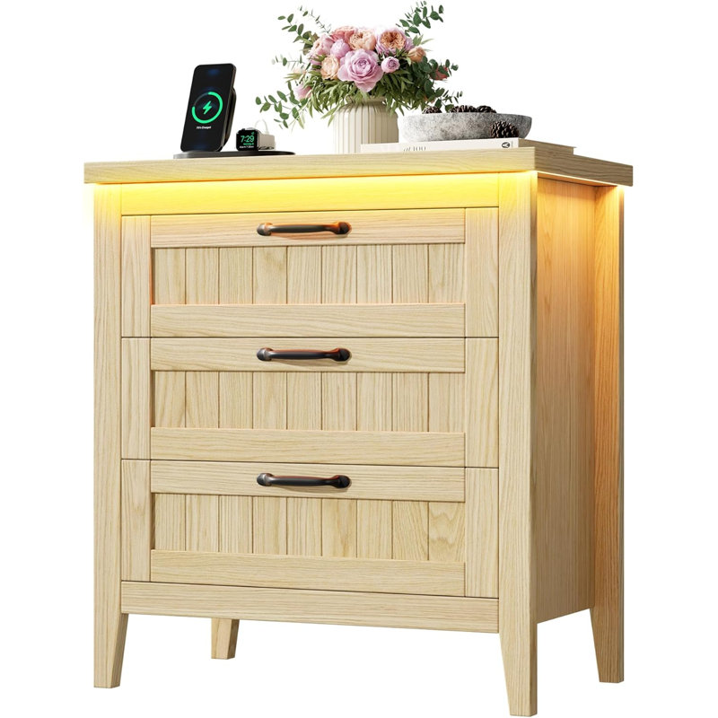 Commode à tiroirs Farmhouse avec station de charge et lumières DEL, commode de chambre mince en bois, Beige