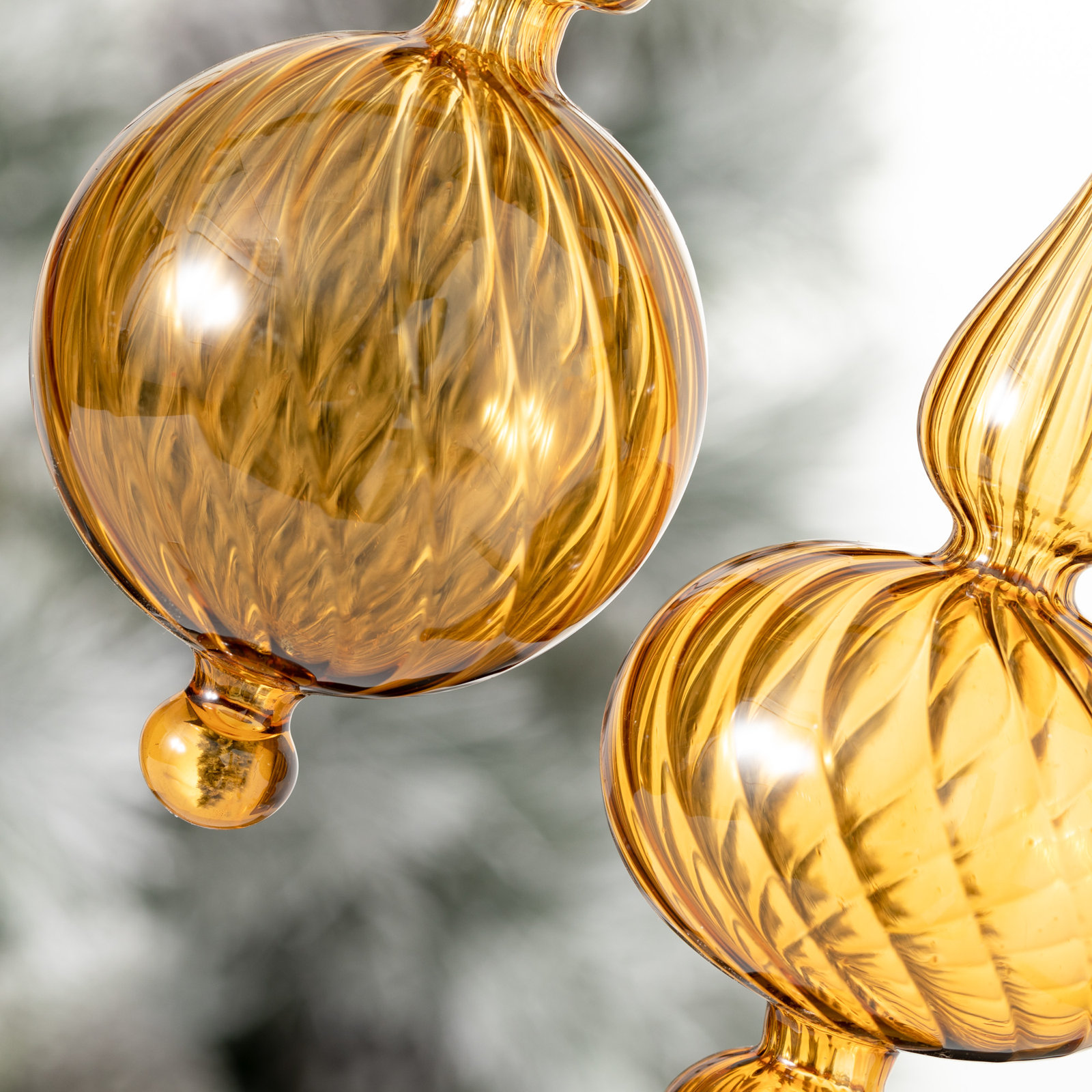 Good Tidings Clover Lane Geometric Finial Ornament