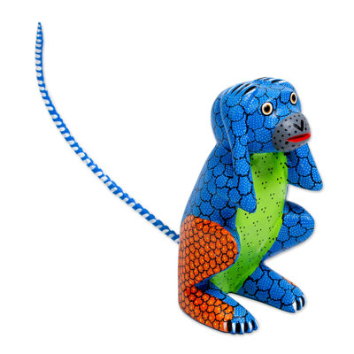 Bungalow Rose fait à la main sur bois de singe Alebrije Figurrine