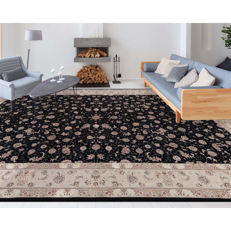 Elegance Oriental Area Rug in Black/Ivory