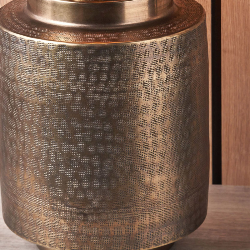 Zuri Metal Table Lamp, Gold