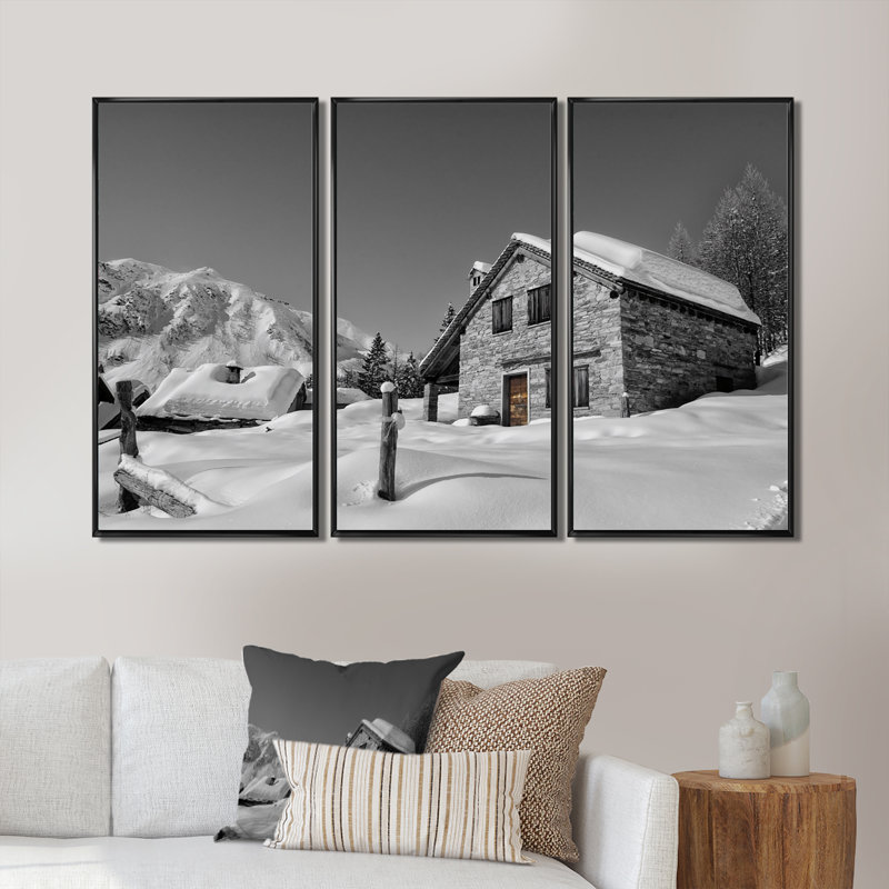 Alpine House On A Snowy Mountain - 3 pièces, reproduction sur toile, Cadre noir, H 32 po x l 48 po x P 1 po