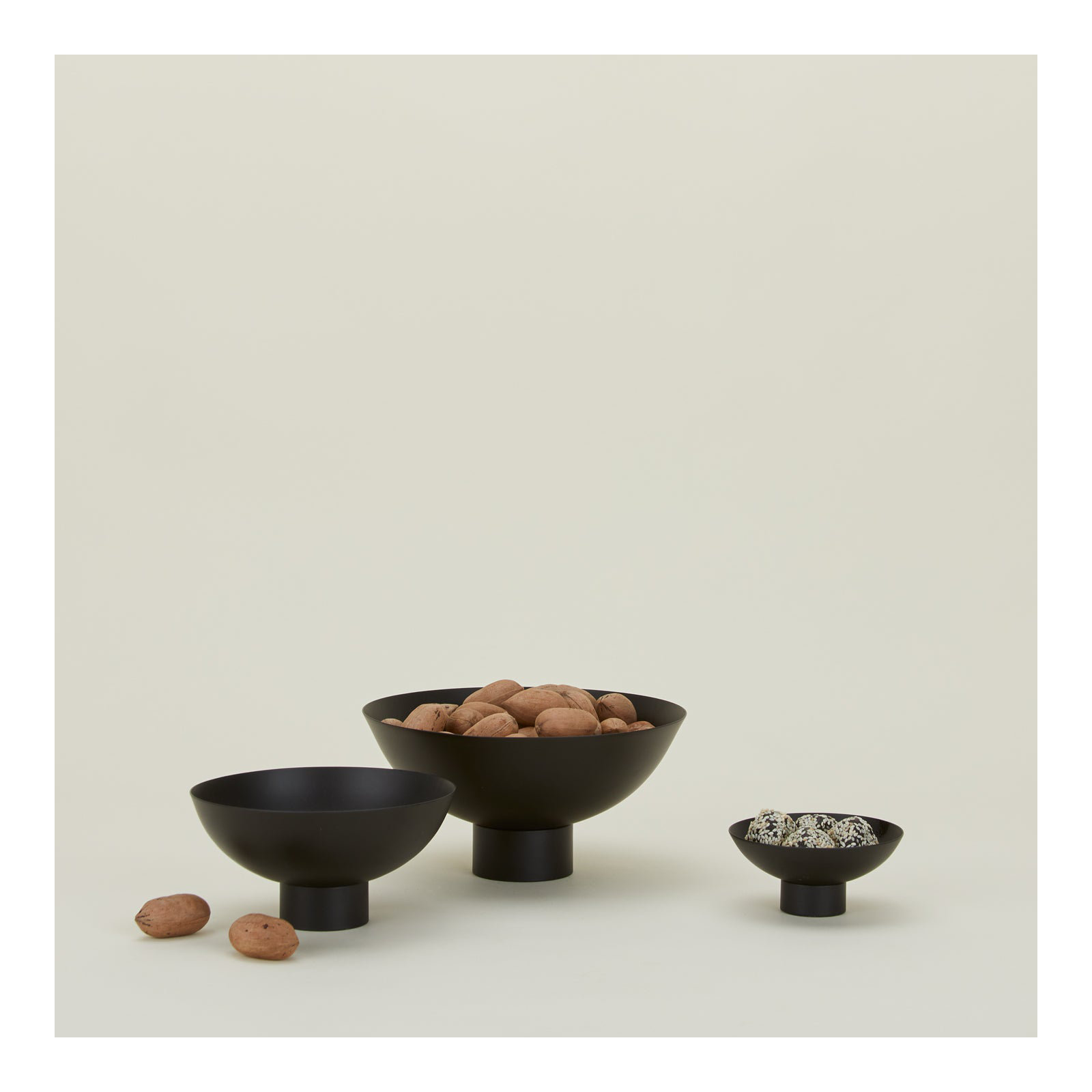Essential Footed Bowl - Large, Black, 2" H x 4" W