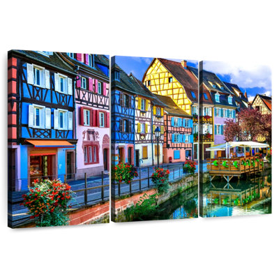 Lilie French Village