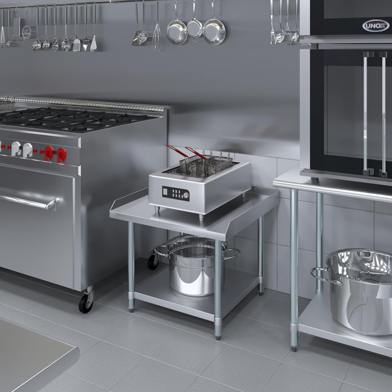 Table pour équipement et table de mixage en acier inoxydable express H 24 po x l 30 po x P 30 po Express KitchQuip avec tablette inférieure pour utilisation commerciale