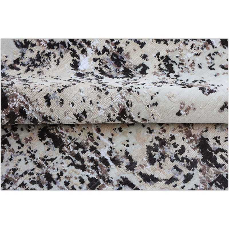 Hand Knotted Area Rug in Beige