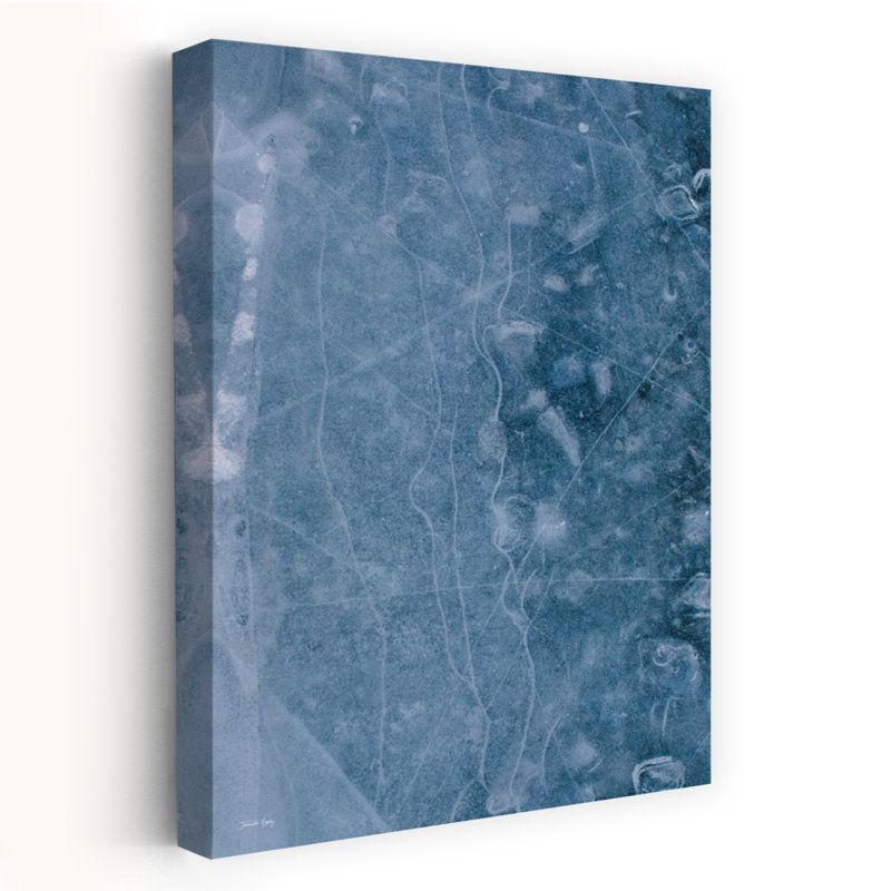Étude de glace n ° 2 - Art contemporain lac gelé abstrait, fissures de glace, H 24 po x l 16 po