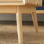 Table basse simple en bois massif moderne
