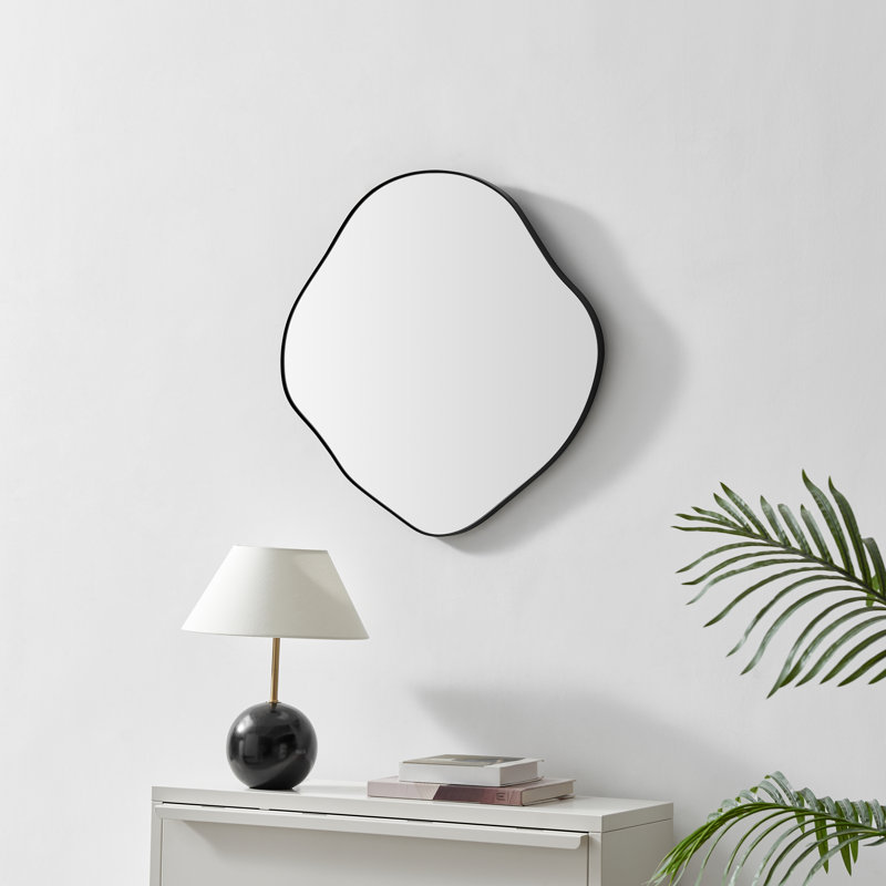 Alcaldes Pebble Shaped Metal Hallway Wall Mirror - Simple Minimalist Abstract Design, null