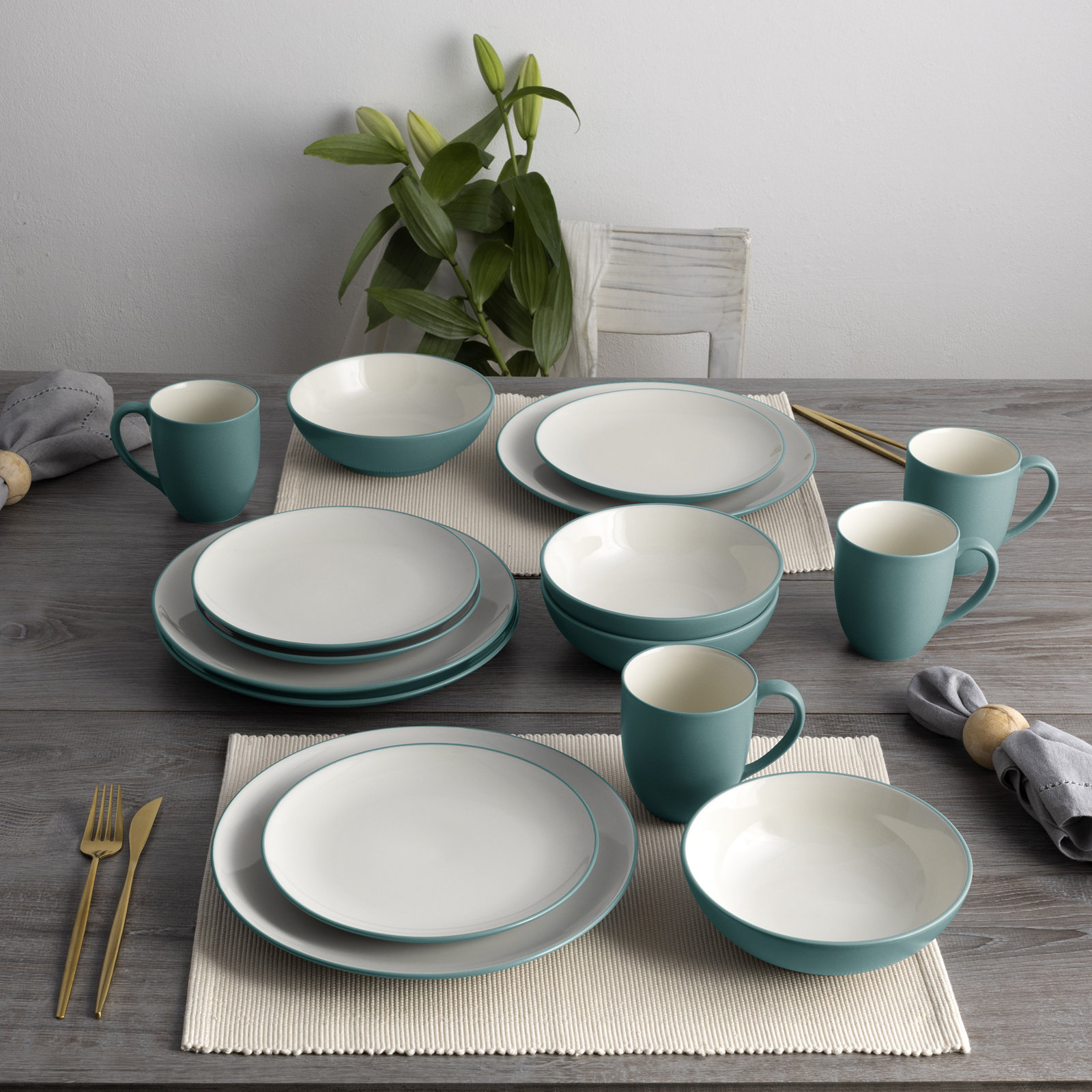 Noritake Colorwave 16-Piece Coupe Dinnerware Set, Service for 4, Turquoise