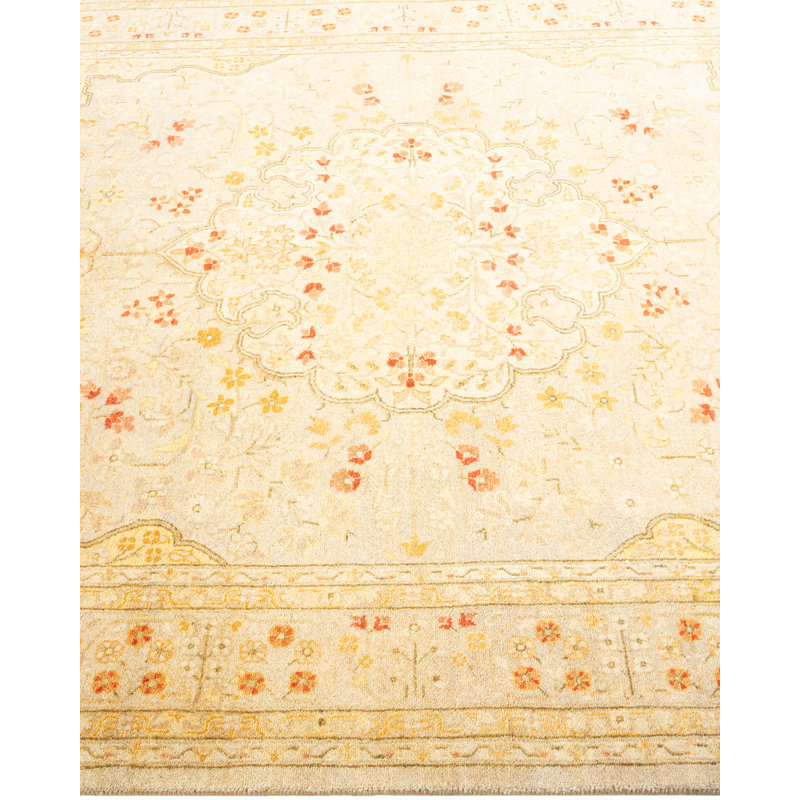 Classic One-of-a-Kind 4' 2" x 6' 4" Hand Knotted Area Rug