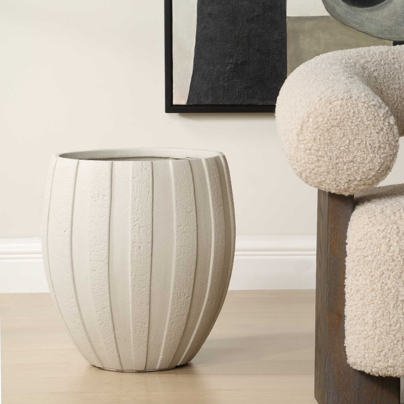 Pot d'extérieur texturé Uttermost Ridgehaven
