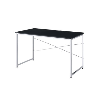 Bureau de meuble-lavabo noir et chrome