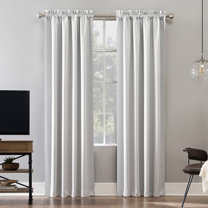 Panneau de rideau 100 % occultant avec passe-tringle de qualité cinéma Oslo Sun Zero, l 52" x L 63", Perle