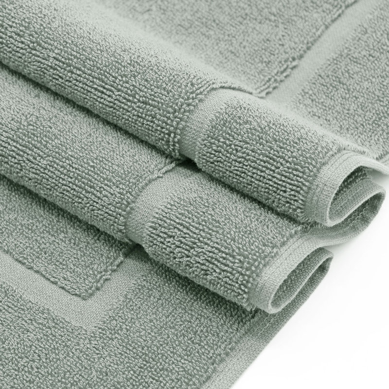 Bath Rug, Light Grey