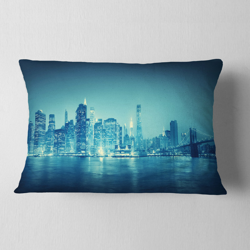 Coussin bleu New York at Night - Cityscape