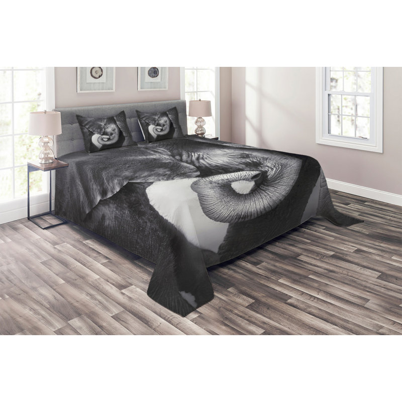 Elephant Rustic Coverlet, King Bedspread + 2 Shams