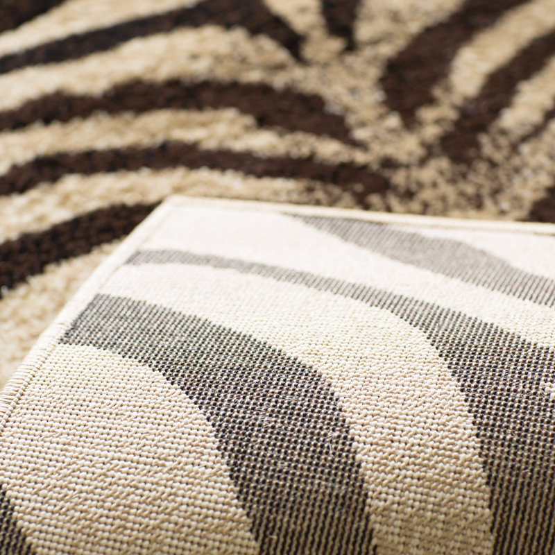 Tapis brun foncé / beige à imprimé animal Poway, Rectangle de 1 pi 7 po x 2 pi 8 po