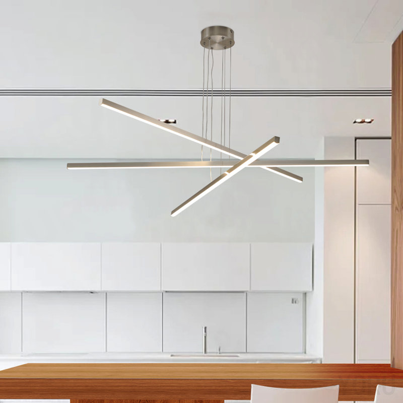 Lustre moderne de 48 po à DEL à 3 bras de conception géométrique, suspension réglable et finition métallique élégante pour la salle à manger, le salon et le bureau