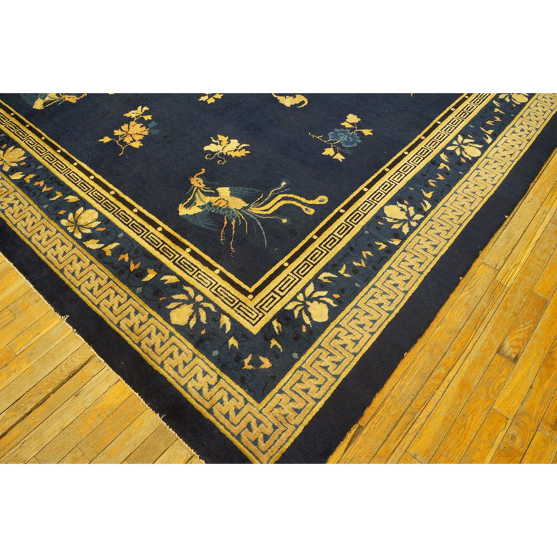 Hand Knotted Wool Area Rug in Blue