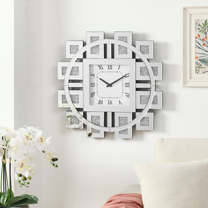 Horloge murale en miroir et fausses pierres précieuses