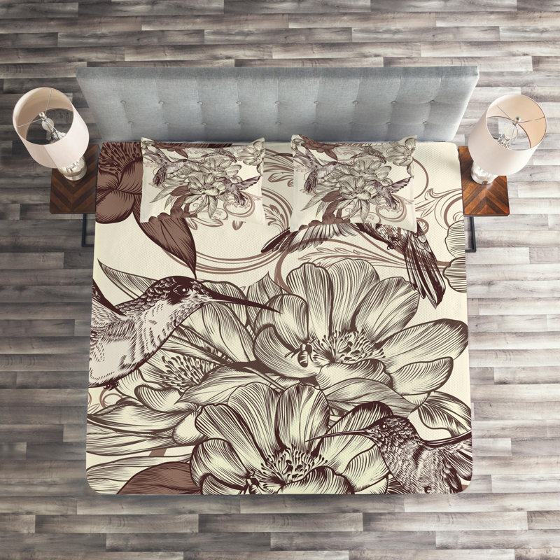Farmhouse / Country Floral Coverlet