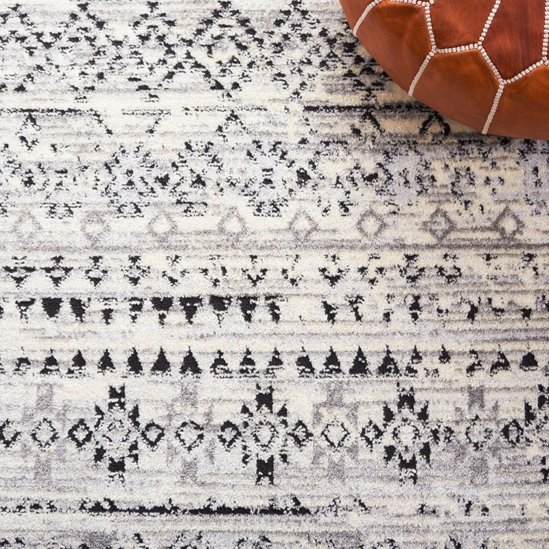 Sachiko Tulum Performance Southwestern Rug, Rectangle 5'5" x 7'7"