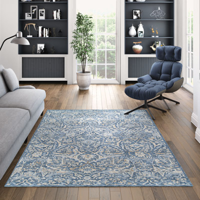 Lincolnia Floral Indoor Rug