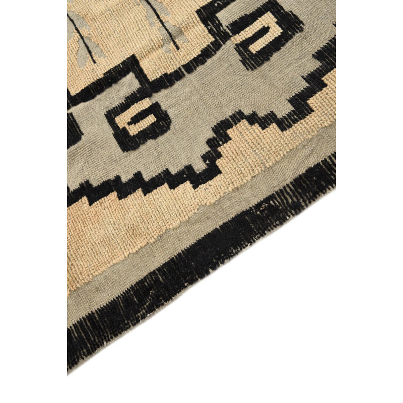 Iniguez Light Gray Rug