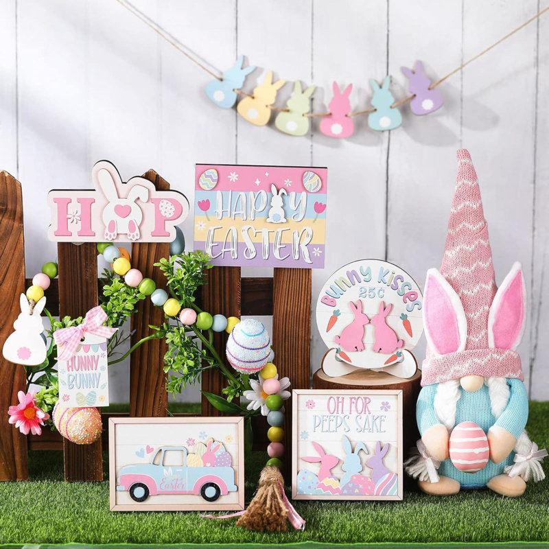 Décorations de plateau de Pâques à plusieurs niveaux comprenant des gnomes de Pâques, une poupée en peluche, une pièce maîtresse en bois, des signes de table, un motif de Pâques, un drapeau en bois, une décoration de printemps joyeux pour la cuis
