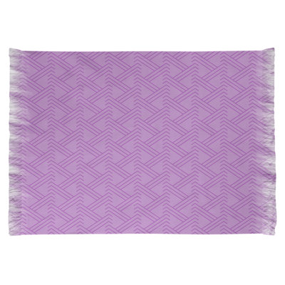 Tapis mauve à motif de zigzags