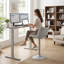 Tabouret de bar pivotant à hauteur réglable Guzzi-114210751