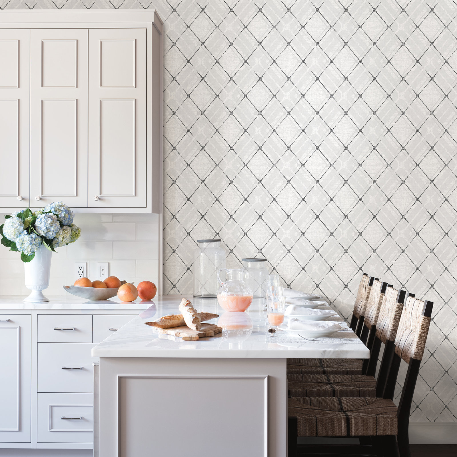 Chilton Modern Geometric Wallpaper, Gray