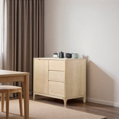 Petit meuble d'appoint simple et moderne