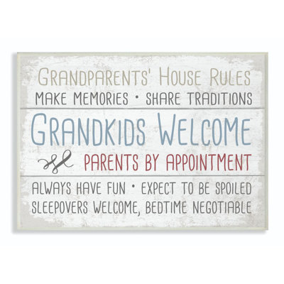 «Grandparents House Rules Type on Planks» par Daphne Polselli - impression d'art textuel