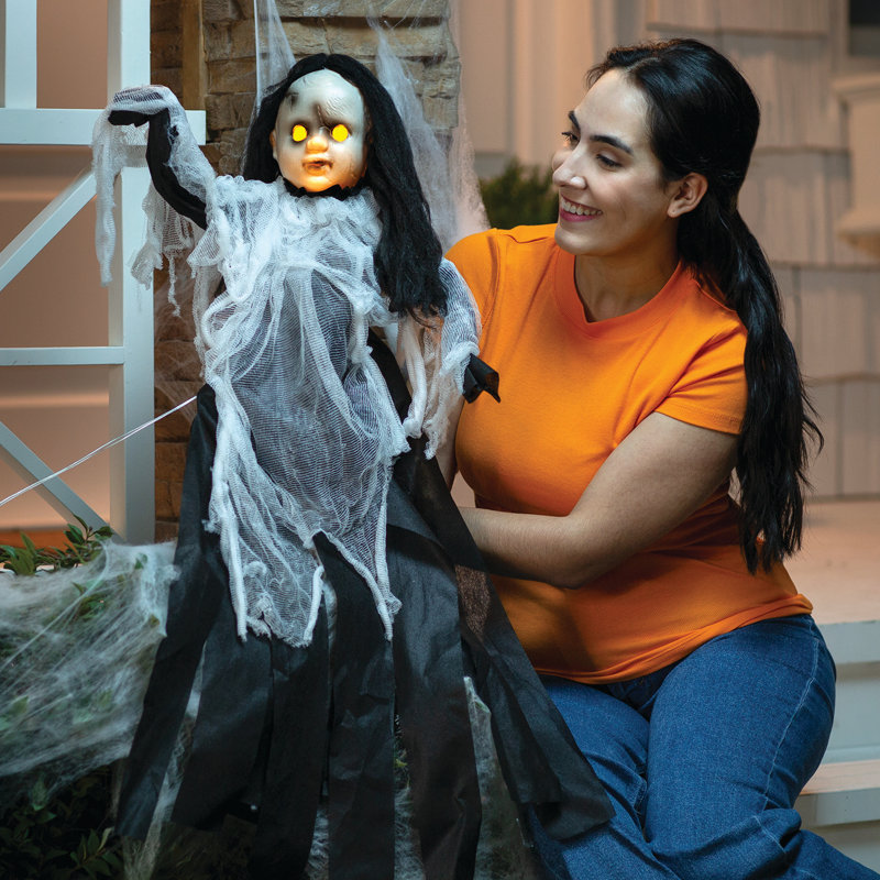 Figurine Spooky Doll