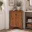 Armoire de rangement triangulaire brune avec tablettes réglables et armoire de plancher autoportante pour la cuisine domestique-130459248