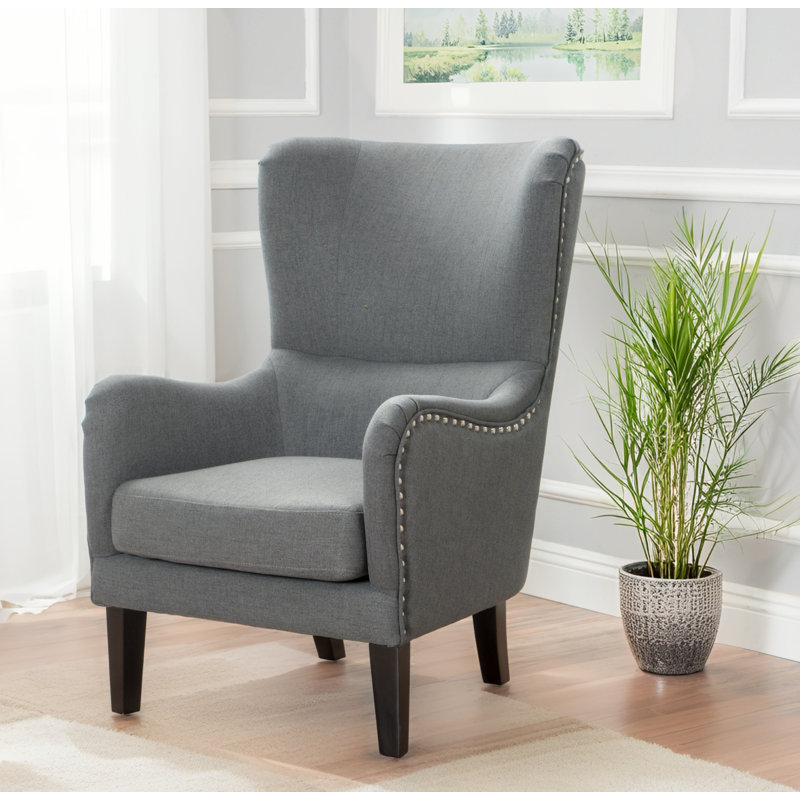 Chaise cloutée en polyester gris avec accoudoirs