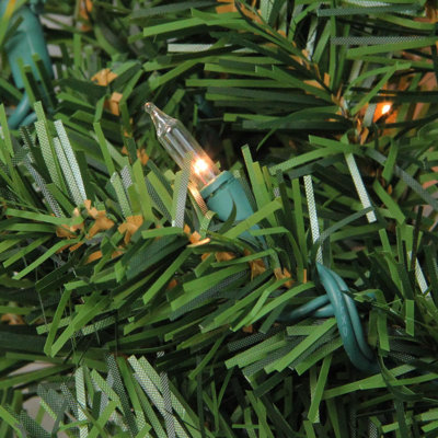 Couronne de Noël artificielle pré-éclairée pin canadien