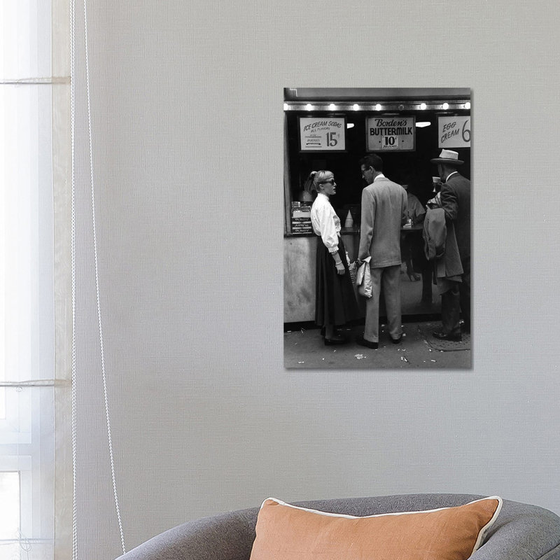 Charles James Story Ice Cream Sodas (NYC, 1949) by Ruth Orkin - Print on Canvas, 66.04 cm H x 45.72 cm W x 3.175 cm D