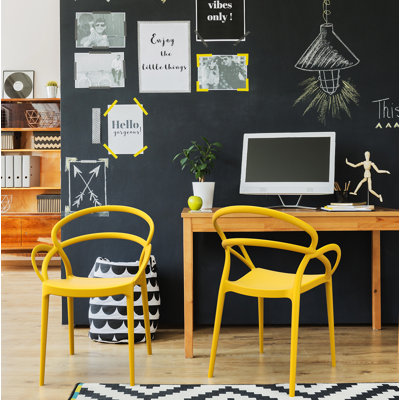 Chaise d'appoint empilable pour patio Farrah