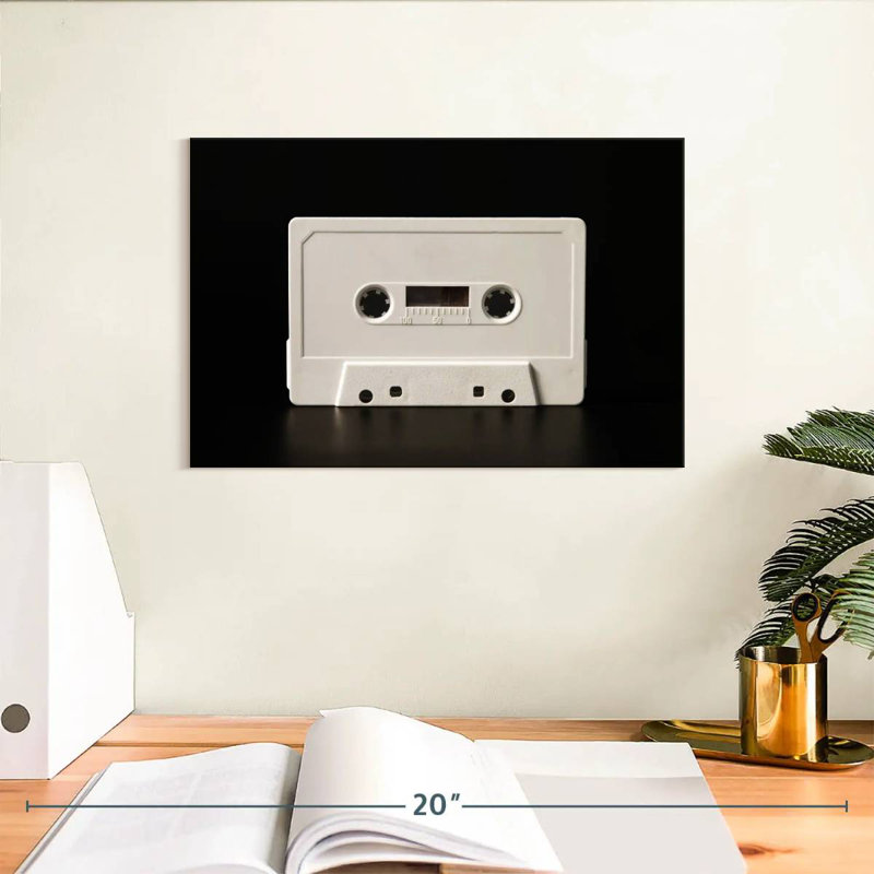 Cassette audio blanche Abarca, H 8 po x l 12 po