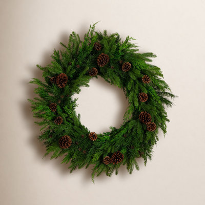 30" Cedar Wreath