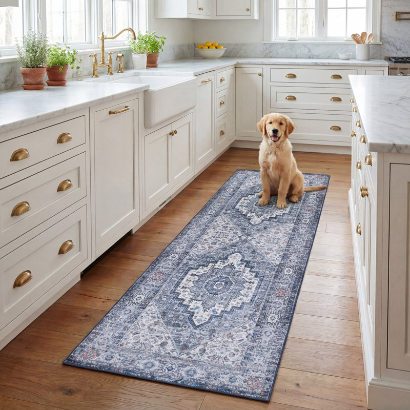 Tapis oriental beige / vert, Tapis de couloir 2 pi 6 po x 8 pi