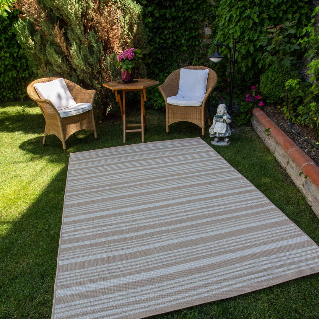 Ecology Collection Striped Indoor / Outdoor Area Rug