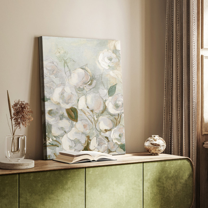Roses grimpantes au clair de lune I - Cavas enveloppés de galerie, H 48 po x l 32 po