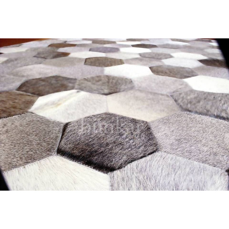 Mckinney Geometric Cowhide Area Rug, Rectangle 150 x 210 cm