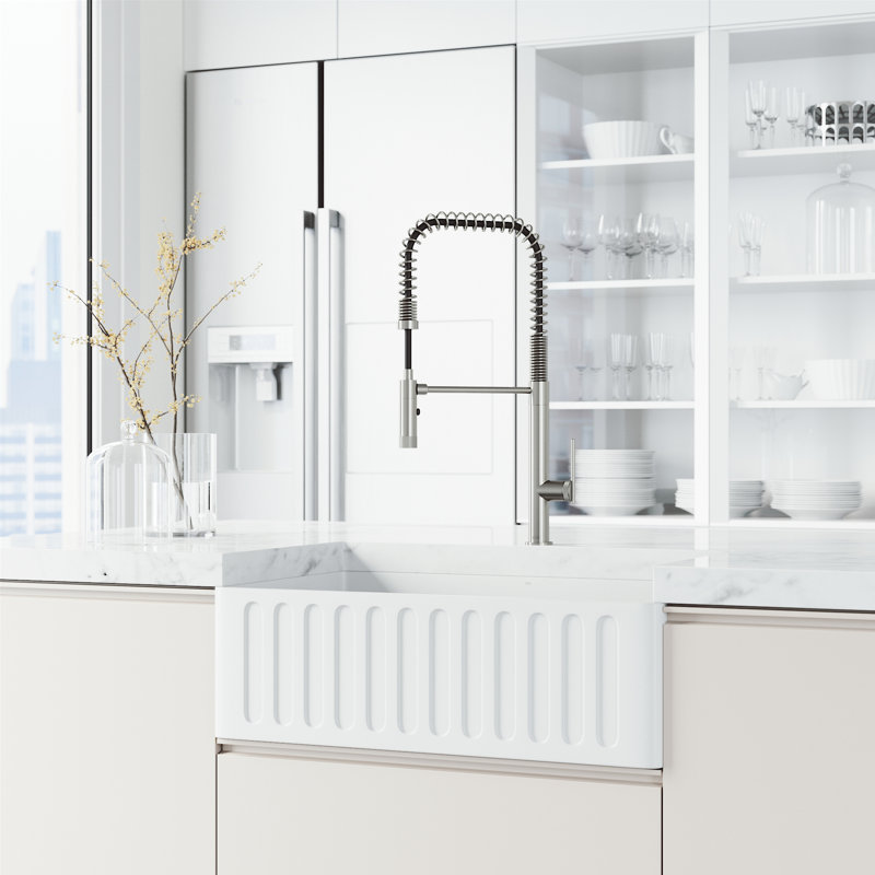 Robinet de cuisine à pulvérisateur rétractable à 1 poignée et 2 fonctions Sterling 23 H, Acier inoxydable